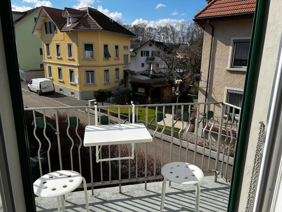 Charmante Und Zentrale Wohnung Am Weiherpark Arbon Exterior foto